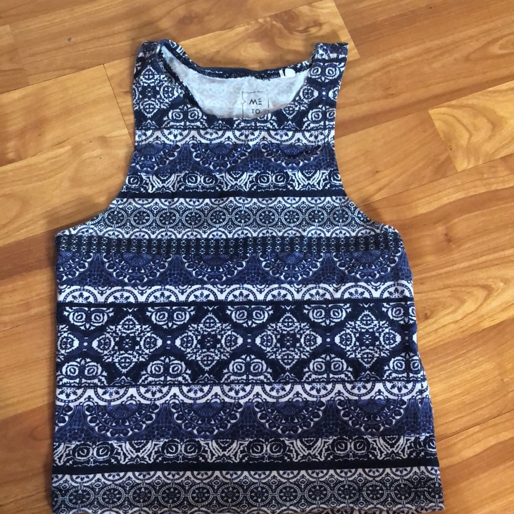 Crop top
